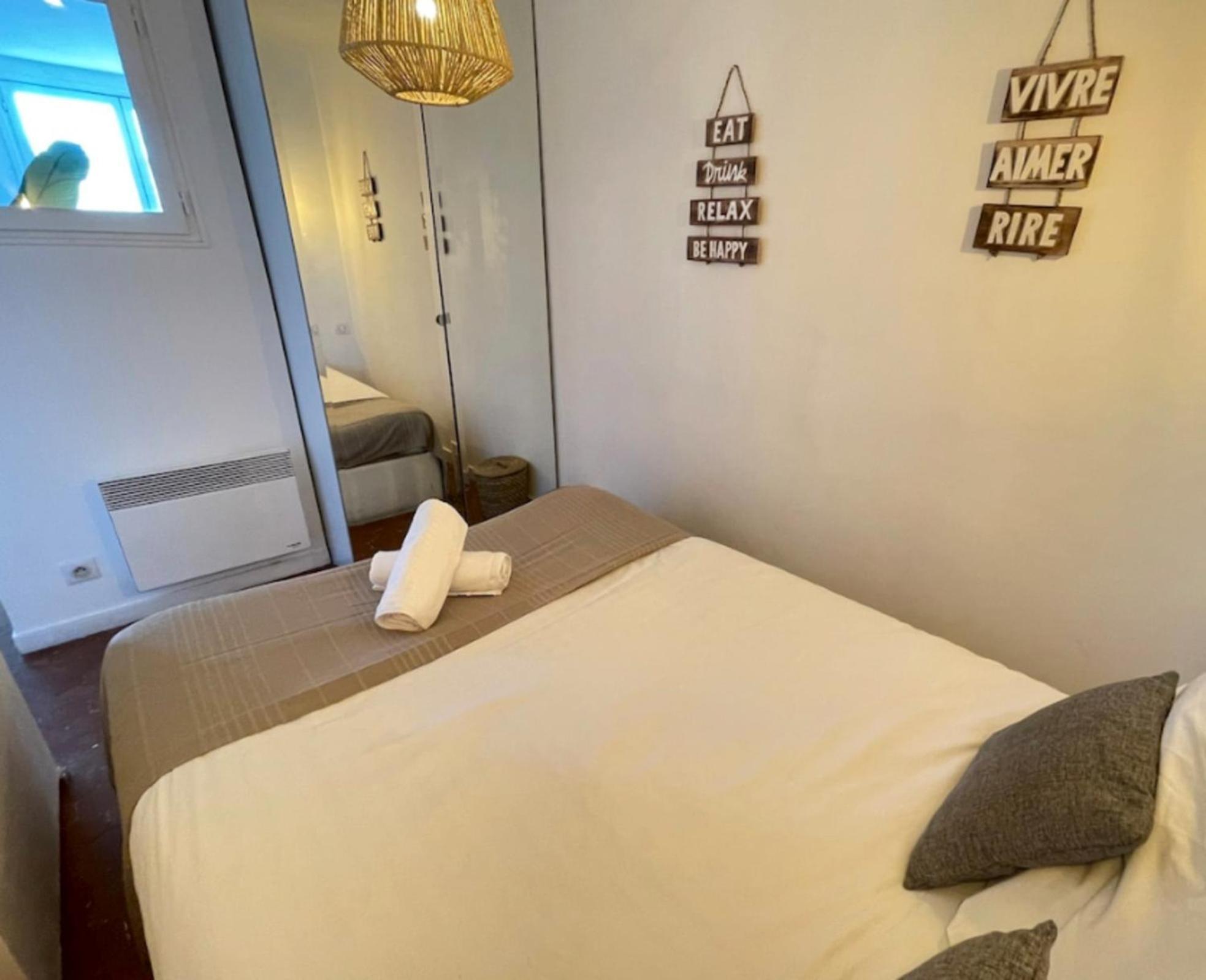 Appartement ô Panier Bohème Vieux Portpanier Petit Balcon Marseille